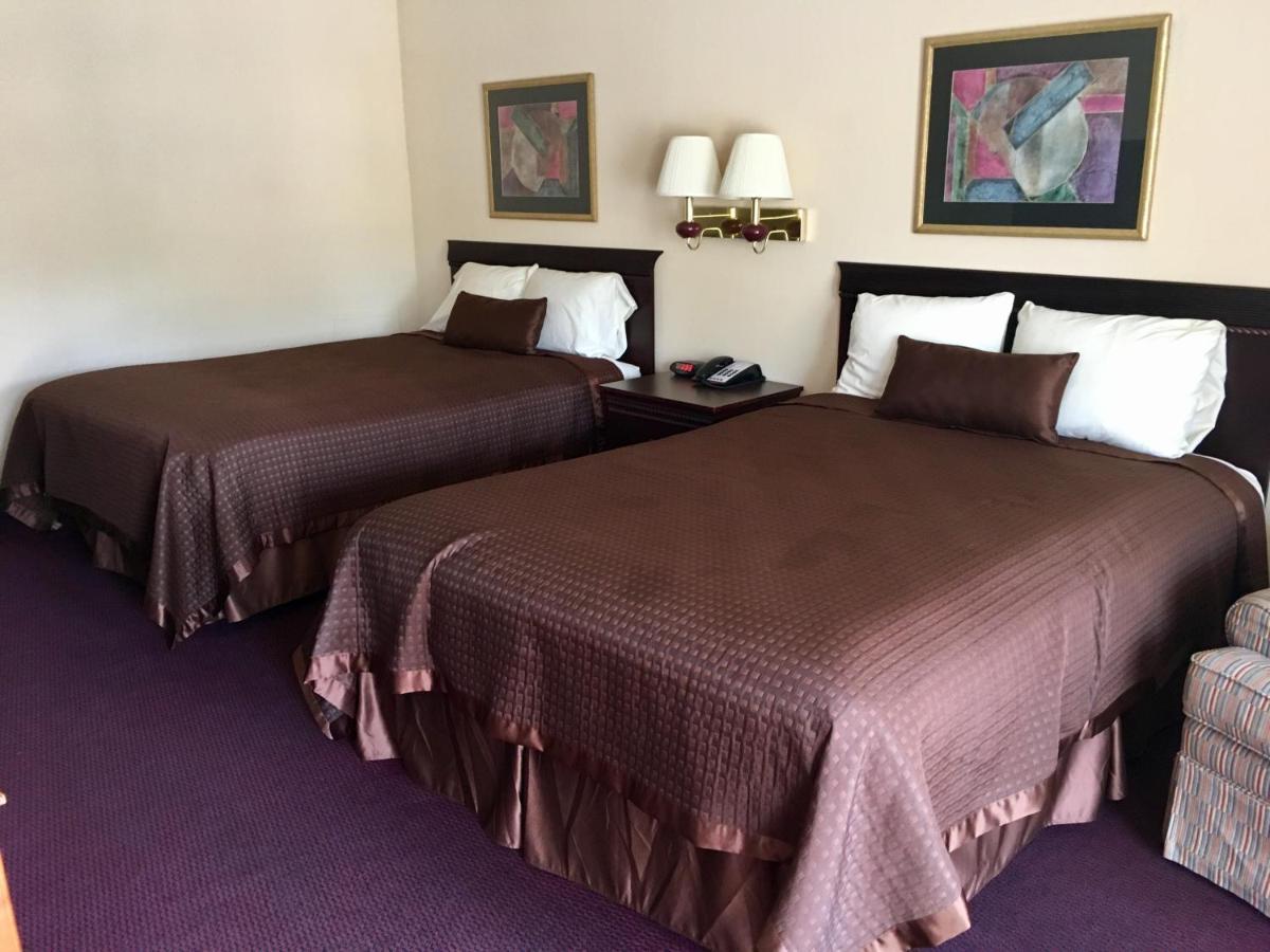 West Point Washington Burgess Inn מראה חיצוני תמונה