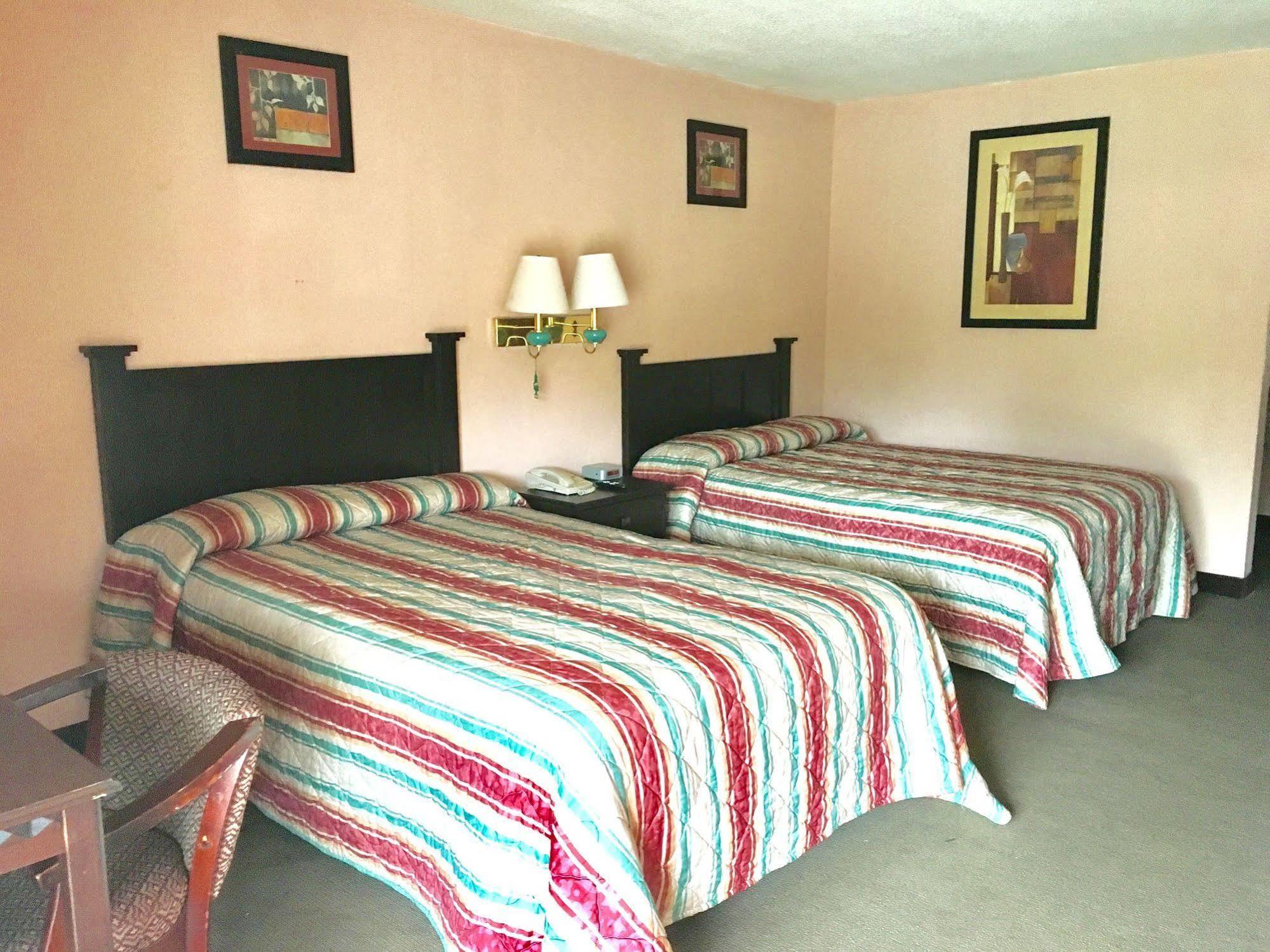 West Point Washington Burgess Inn מראה חיצוני תמונה